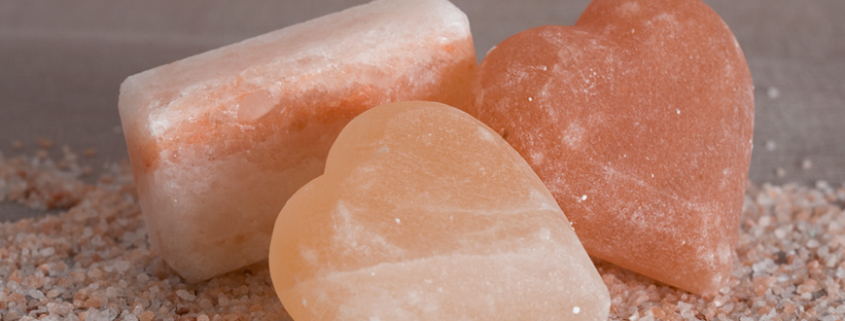 il sale rosa himalayano rimedio naturale contro acne, psoriasi e dermatiti